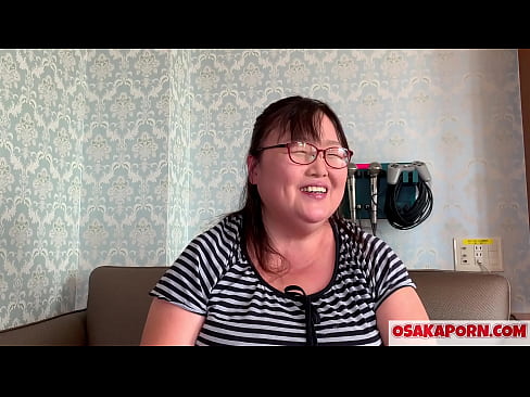 ❤️ Mama japoneză grasă își arată sânii uriași și se bucură de o jucărie sexuală. O mamă asiatică de 51 de ani vorbește despre experiența ei sexuală. Yukiko 1 OSAKAPORN milf grasă. ☑   at ro.hentaisea-com.ru
